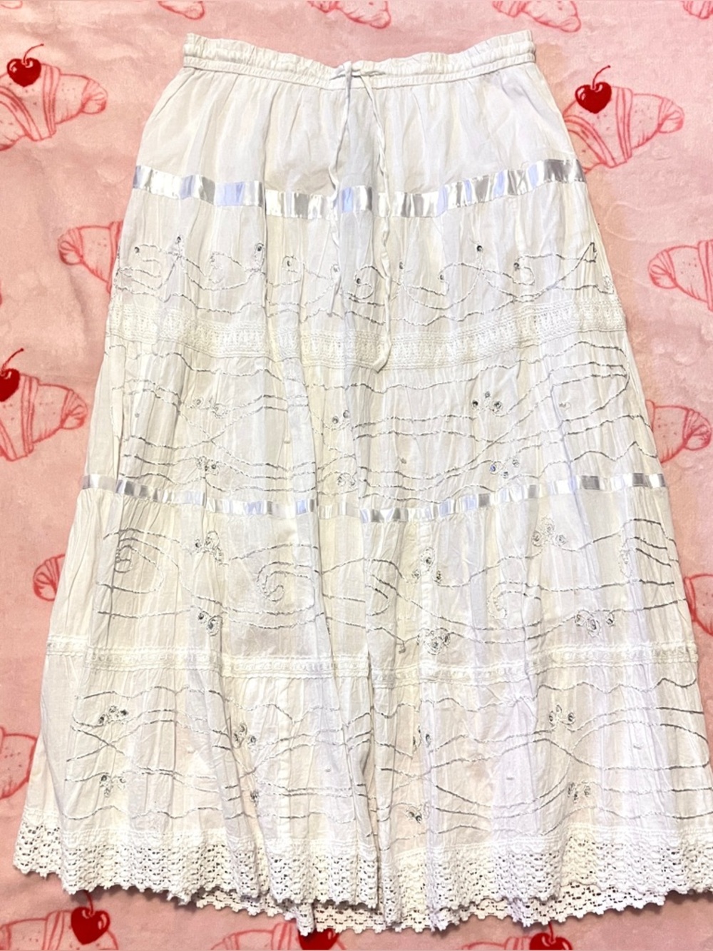 Signature JMB White Tiered Lace Embroidered Maxi Skirt - Size M
